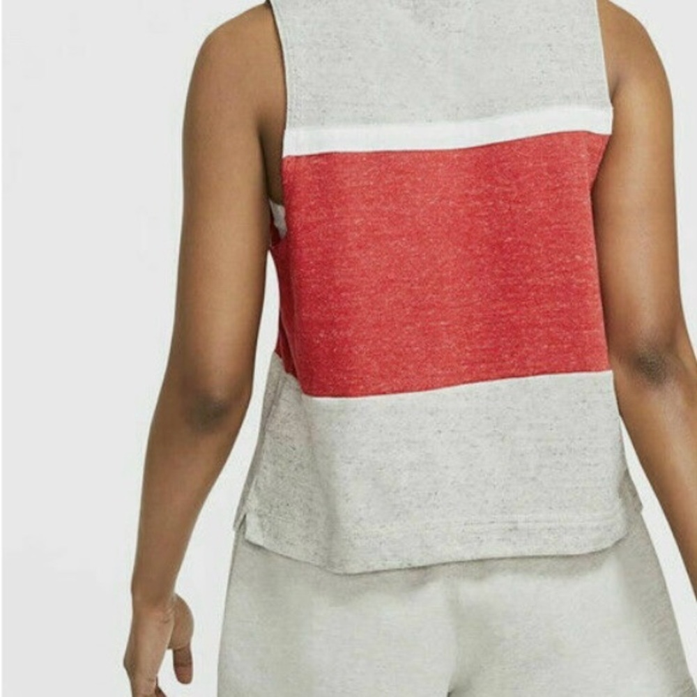 Nike Women’s Varsity Sportswear Crop - Picture 8 of 8